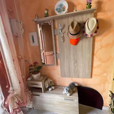 Sweet Rosy Daire Calatabiano